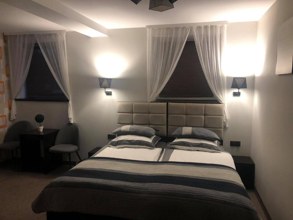 Zajazd Podzamcze Olkusz Exterior foto